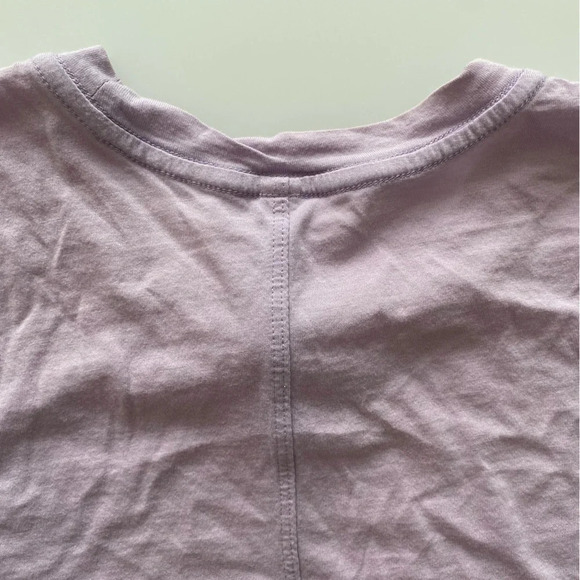 BABATON Aritzia Lilac Purple T-Shirt Size S - Picture 4 of 6